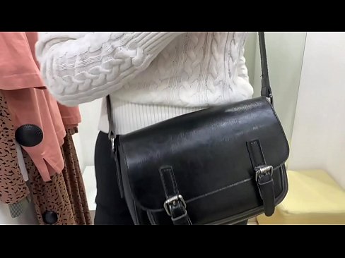 ❤️ Pampublikong masturbesyon ng batang asong si FeralBerry na may dildo sa fitting room ☑ Just porn sa tl.sexarxiv.ru ❌️